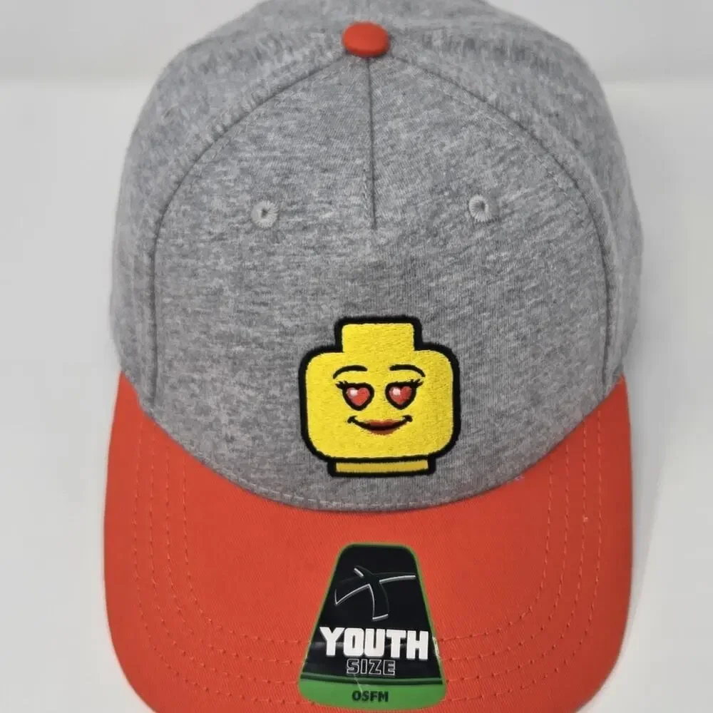 LEGO Minifigure Heart Eyes Face Youth Snapback Hat Gray Red Baseball Cap OSFM